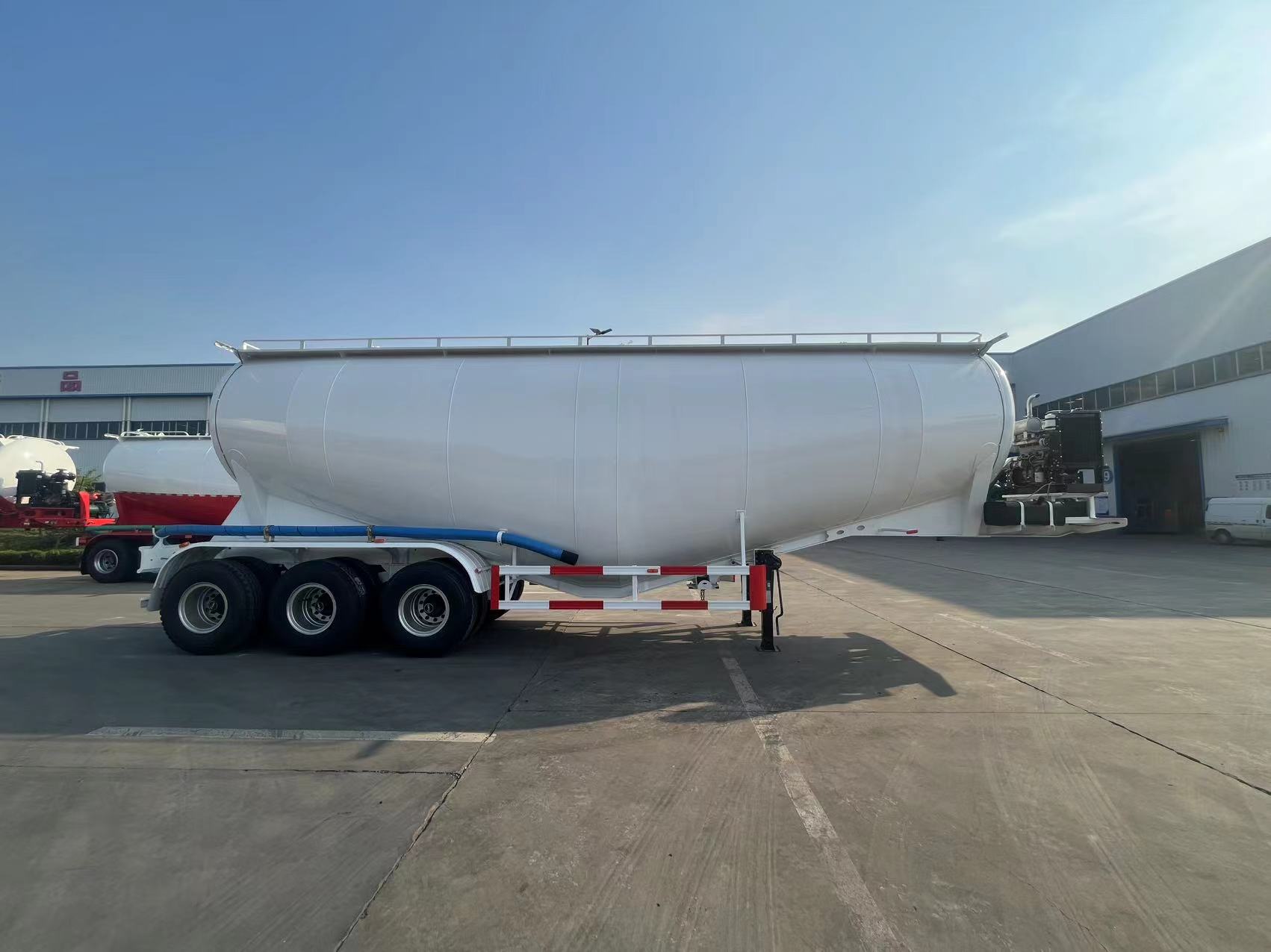 DeRun Tri-Axle Cement Tank Semina priklopnik bo poslal Gabonu