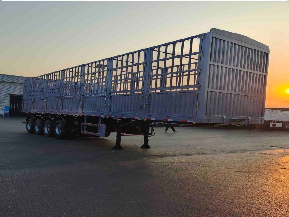 DeRun 4 Axle Fence Cargo Semi prikolica se bo odpravila v zahodno Afriko